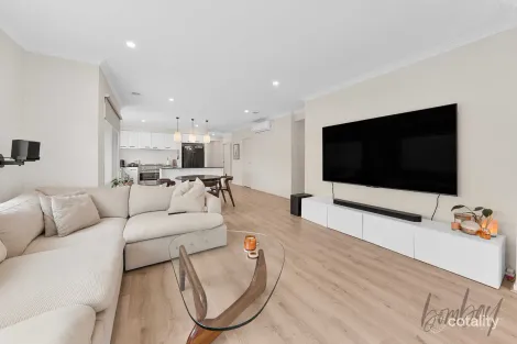 Property photo of 27 Murray Street Beveridge VIC 3753