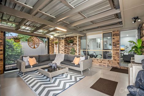 Property photo of 2/7 Columbia Court Oxenford QLD 4210
