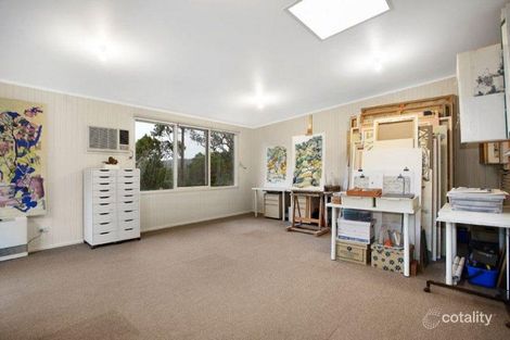 Property photo of 10 Lorraine Avenue Warrandyte VIC 3113