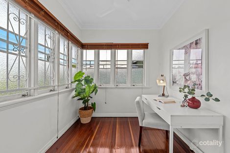 Property photo of 28 Peterson Street Woolloongabba QLD 4102