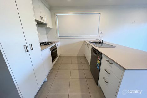 Property photo of 9/94 Lampard Road Drouin VIC 3818