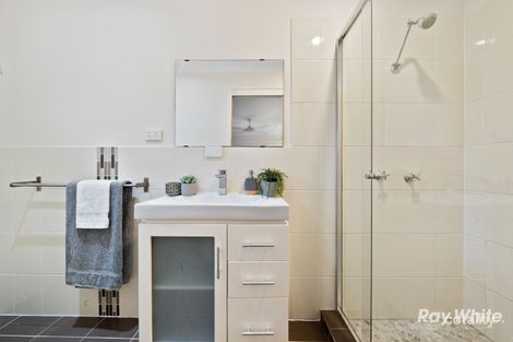 Property photo of 1 Eames Court Springwood QLD 4127