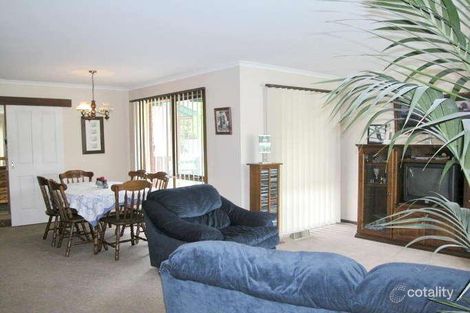 Property photo of 3 Cinerea Glade Langwarrin VIC 3910