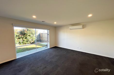 Property photo of 9/94 Lampard Road Drouin VIC 3818