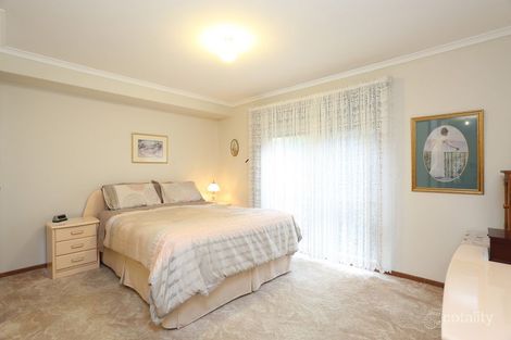 Property photo of 40 Lesley Drive Hampton Park VIC 3976