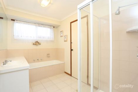 Property photo of 40 Lesley Drive Hampton Park VIC 3976