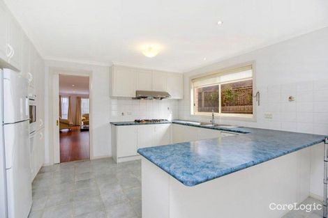 Property photo of 12 Tarquin Place Hillside VIC 3037