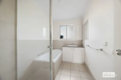 Property photo of 12A Tower Place Rutherglen VIC 3685