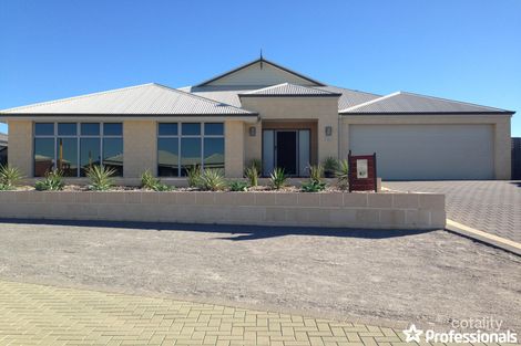 Property photo of 17 Ajax Drive Wandina WA 6530