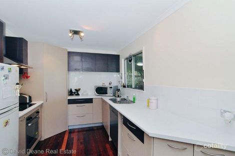 8 Evelyn St, Kallangur, QLD 4503