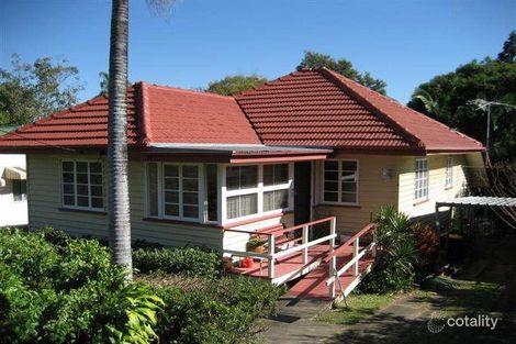 111 Walnut St, Wynnum, QLD 4178