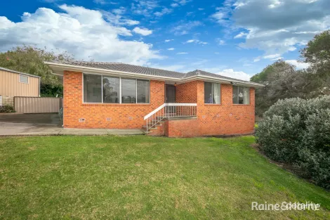 104 Brook St, Sunbury, VIC 3429