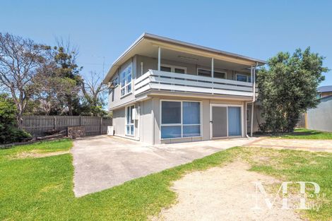 22 Hamilton St, Safety Beach, VIC 3936