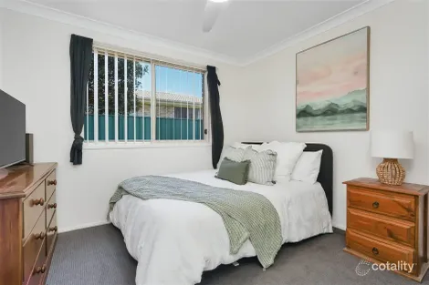 Property photo of 12 Burnside Close Lisarow NSW 2250
