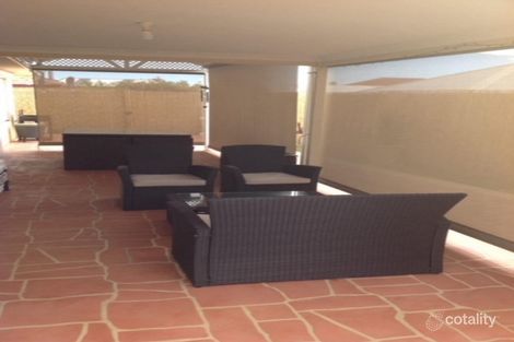 Property photo of 11 Birkett Circle Ellenbrook WA 6069