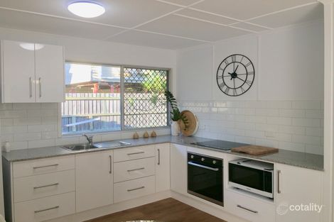 1/2 Bishop St, The Range, QLD 4700