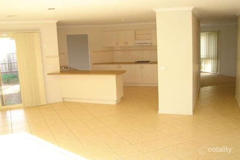 Property photo of 17 McCabe Crescent Sunbury VIC 3429