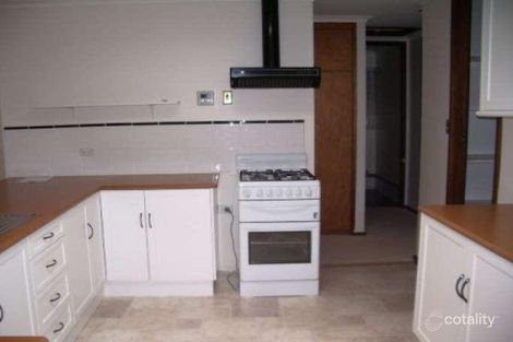 Property photo of 52 Wickham Road Happy Valley SA 5159