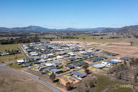 Property photo of 30 Davis Crescent Caerleon NSW 2850