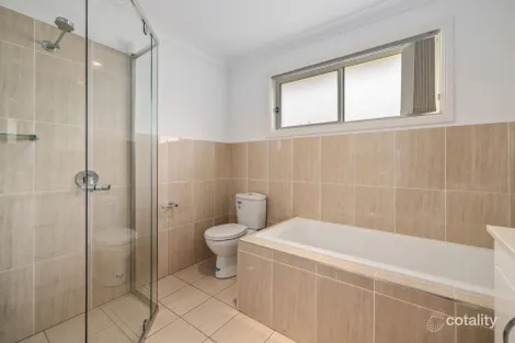 Property photo of 17 Jordan Place Young NSW 2594