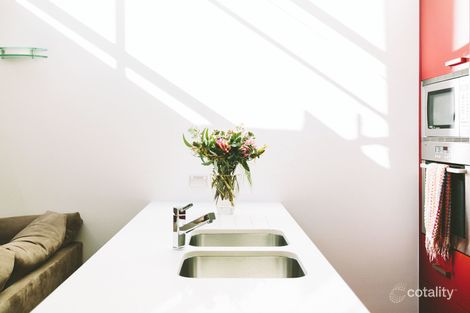 Property photo of 32 Parkham Street Surry Hills NSW 2010