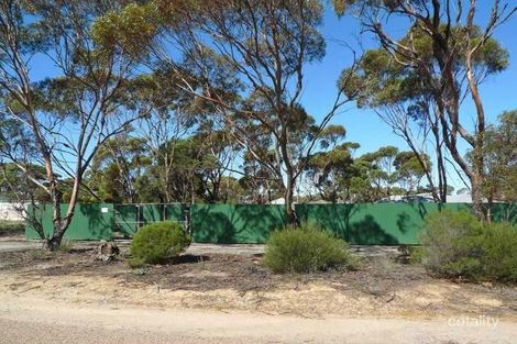 17 Johns St, Salmon Gums, WA 6445