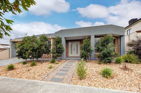 Property photo of 81 Hemsley Promenade Point Cook VIC 3030