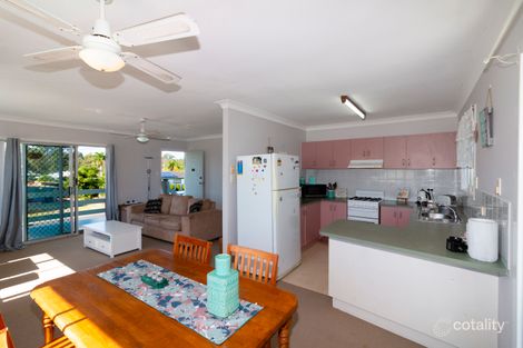 Property photo of 21 William Street Urangan QLD 4655