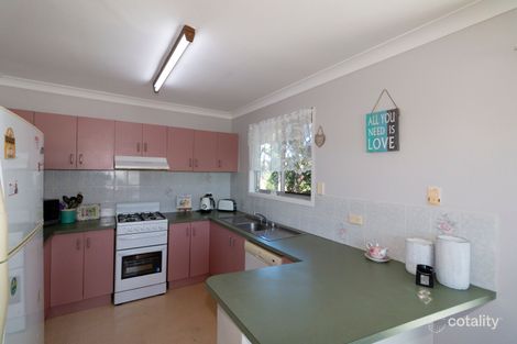 Property photo of 21 William Street Urangan QLD 4655