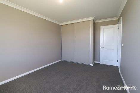 Property photo of 16 Burlington Rise Kelso NSW 2795