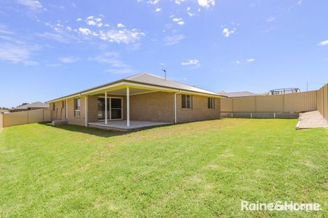 Property photo of 16 Burlington Rise Kelso NSW 2795