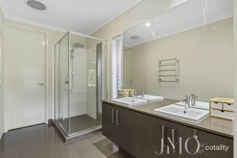 Property photo of 5 Collie Crescent Ormeau Hills QLD 4208