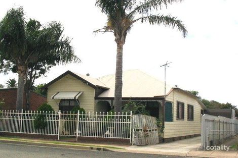 99 Silsoe St, Mayfield, NSW 2304