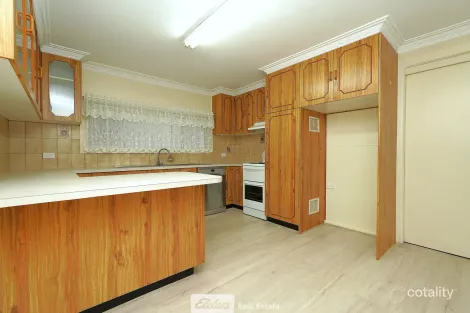 Property photo of 18 Yoolooma Street Griffith NSW 2680