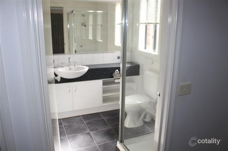 Property photo of 11 Pleasant View Court Gisborne VIC 3437