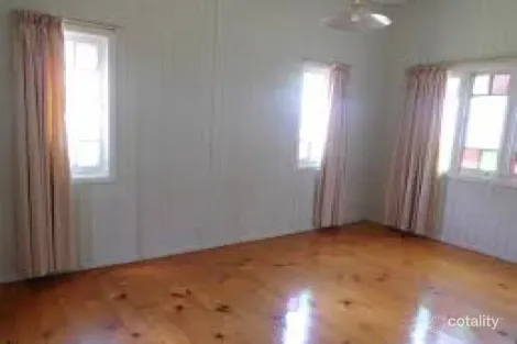 Property photo of 33 Collins Street Mount Lofty QLD 4350