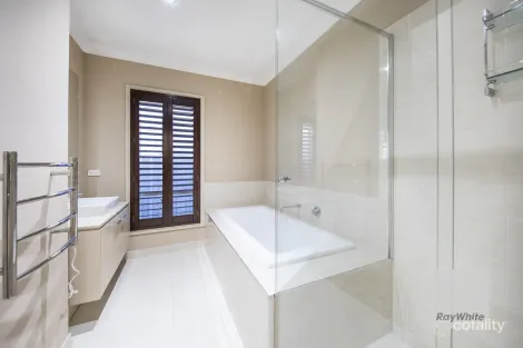 Property photo of 39 Longfield Way Deer Park VIC 3023