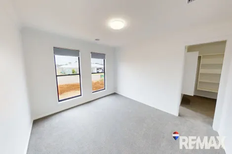 Property photo of 1/84 John Potts Drive Junee NSW 2663