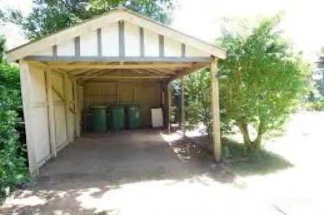 Property photo of 33 Collins Street Mount Lofty QLD 4350