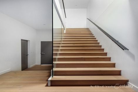 Property photo of 7/3 Strathwyn Place Kew East VIC 3102