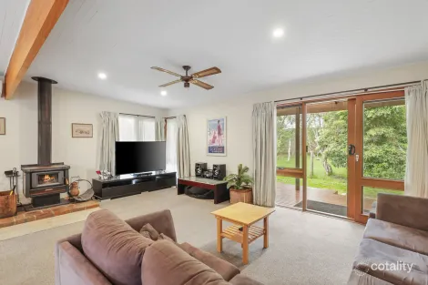 Property photo of 6 Ti Tree Drive Cowes VIC 3922