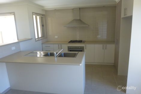 Property photo of 25 Derwent Way West Wodonga VIC 3690