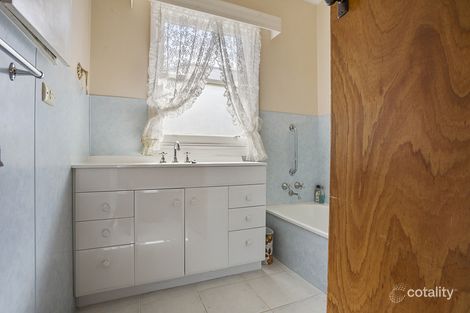 Property photo of 24 Walls Street Camperdown VIC 3260
