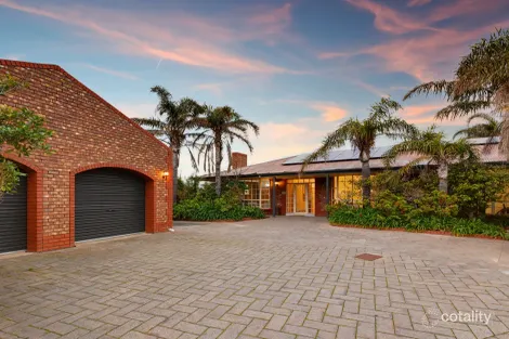 Property photo of 17 Elberry Close Moana SA 5169