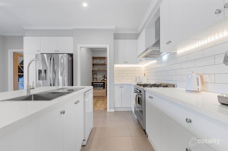 Property photo of 5 Boyd Court Romsey VIC 3434