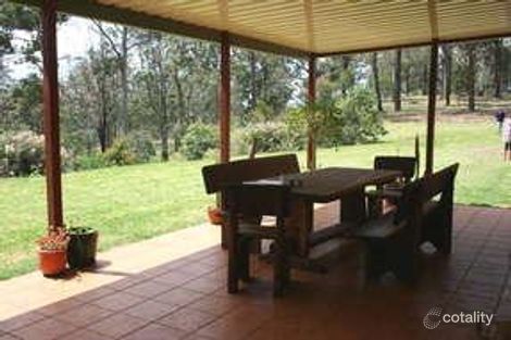 Property photo of 33 Forest Drive Hampton QLD 4352