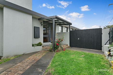 7 Moresby Ave, Seaford, VIC 3198