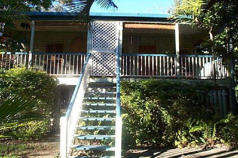 Property photo of 16 Westbourne Street Hyde Park QLD 4812