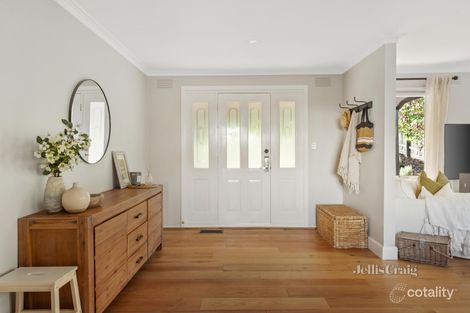 Property photo of 11 Fairview Crescent Diamond Creek VIC 3089
