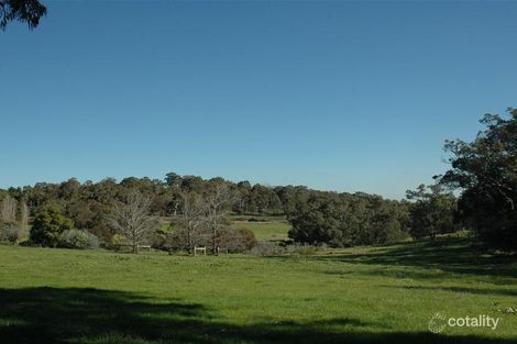 Property photo of 19 Canns Road Bedfordale WA 6112